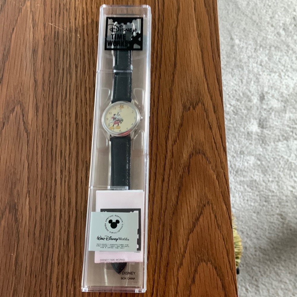 Limited edition Walt Disney World Mickey Mouse Christmas watch